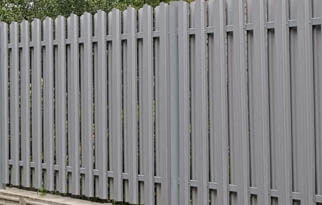 Заборы из металлоштакета